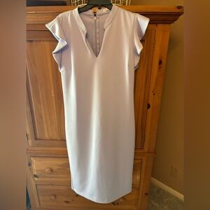 Elegant Lilac V-Neck Ruffle Sleeve Dress